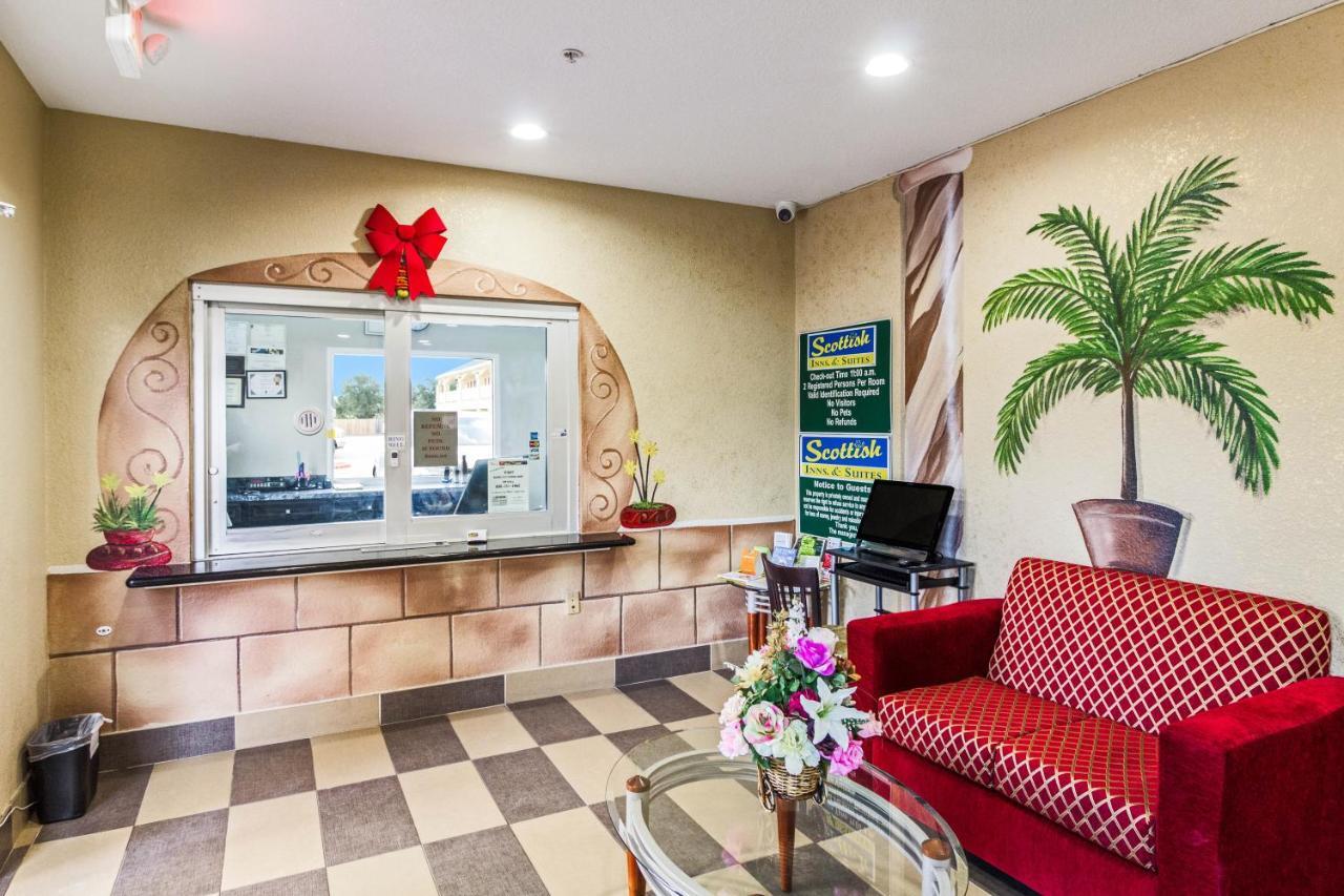 Scottish Inn And Suites Baytown Esterno foto